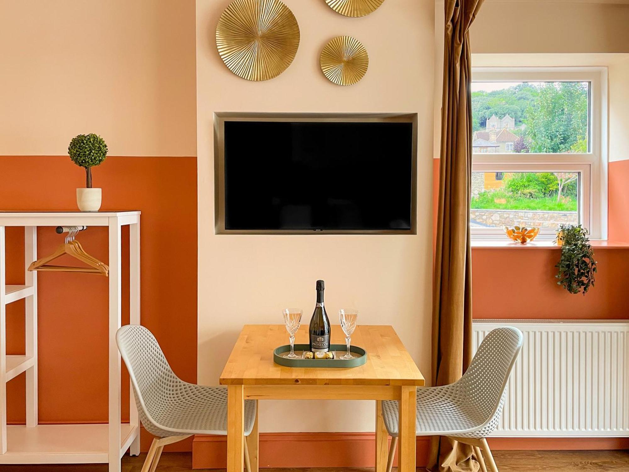 Timbertop Suites - Adults Only Уэстон-сьюпер-Мэр Экстерьер фото