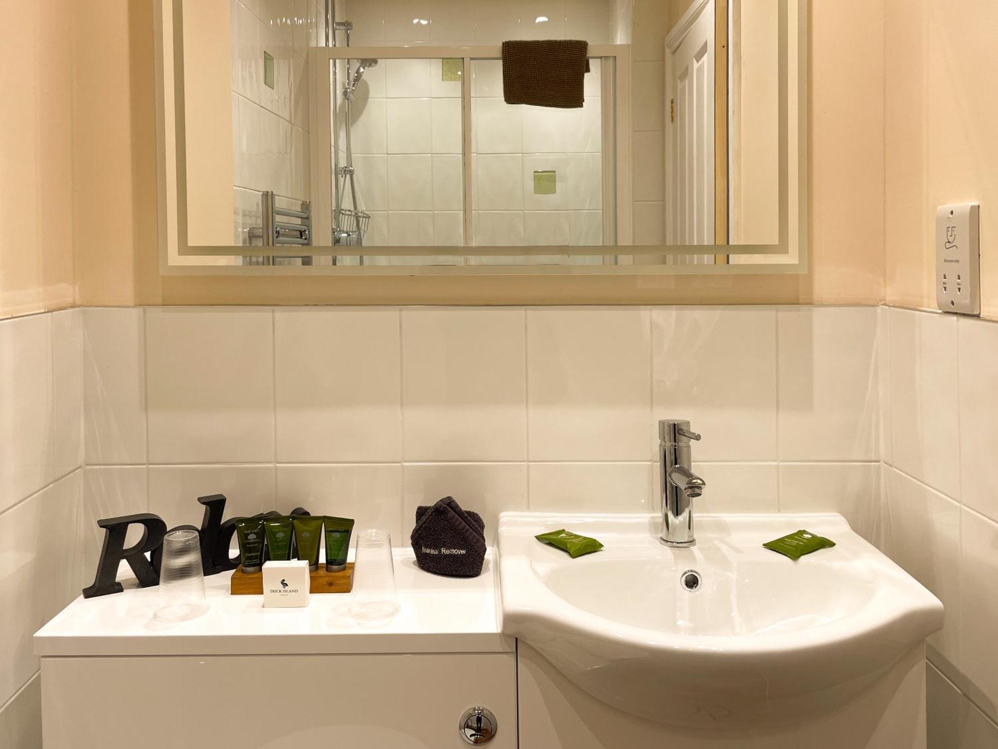 Timbertop Suites - Adults Only Уэстон-сьюпер-Мэр Экстерьер фото