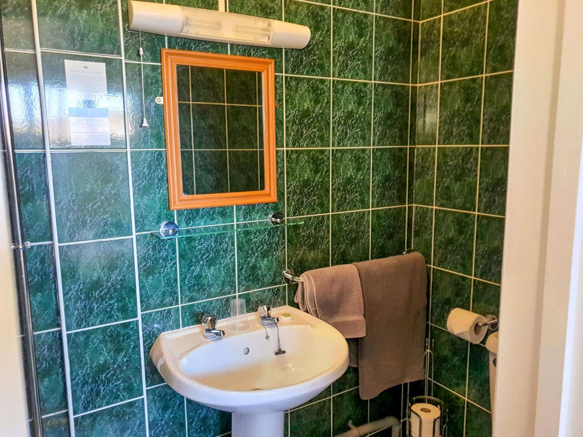 Timbertop Suites - Adults Only Уэстон-сьюпер-Мэр Номер фото